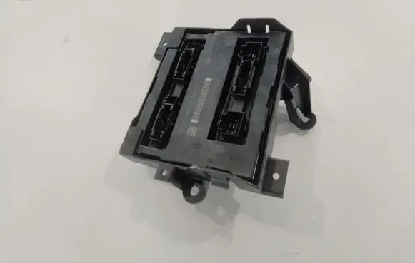Audi A4 S4 B8 8K Comfort/convenience module 00002001