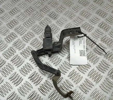 Volkswagen Caddy Rear air suspension level height sensor 5WA907127A