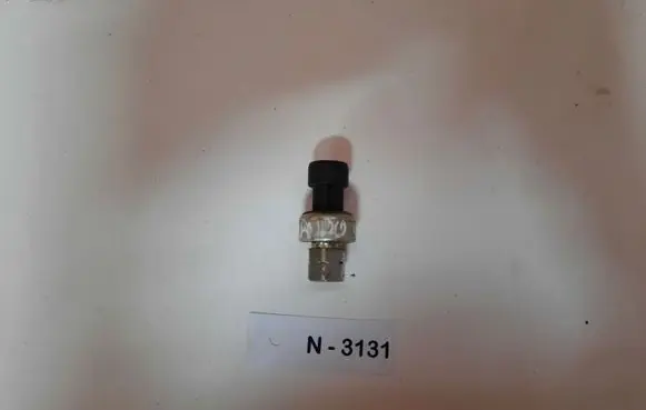 Air conditioning (A/C) pressure sensor