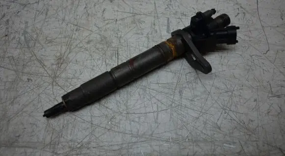 Jaguar XJL Fuel injector 9X2Q9K546DC