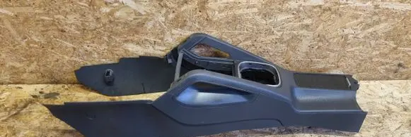 Volkswagen Jetta V Center console 1K5863243