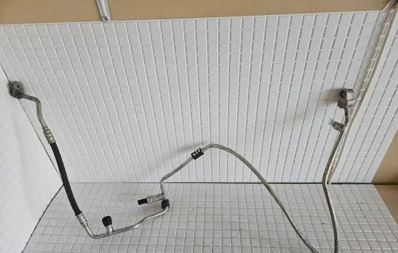 Audi Q3 8U Air conditioning (A/C) pipe/hose 8U0820741L 24527