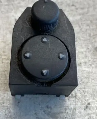 Audi A4 S4 B5 8D Wing mirror switch 8d0959565a
