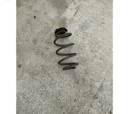 Nissan Note (E11) Rear coil spring