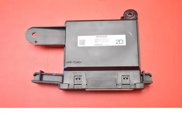 Toyota Yaris Engine control unit/module ECU 88650-K0121