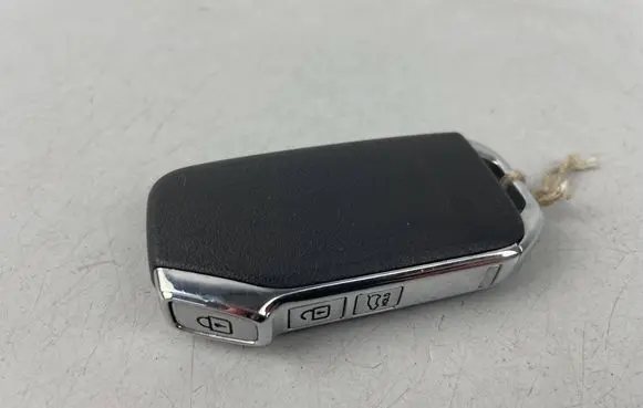 KIA Sportage Ignition key/card 8325A-MQ4MFGE03 SV1MQ4MFGE03 8325AMQ4MFGE03
