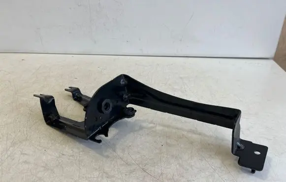 Mercedes-Benz GLB X247 ABS pump bracket A1774303400