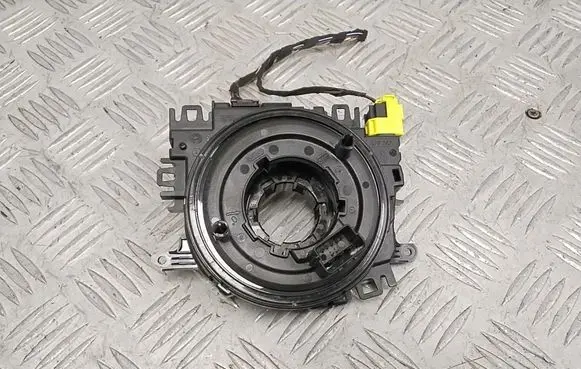 Volkswagen PASSAT B8 Airbag slip ring squib (SRS ring) 5Q0953569A