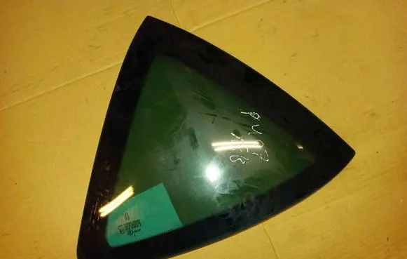 Peugeot 407 Rear side window