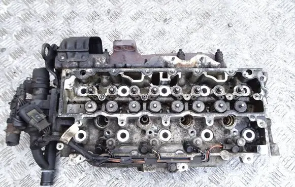 Ford Focus Engine head T1DB