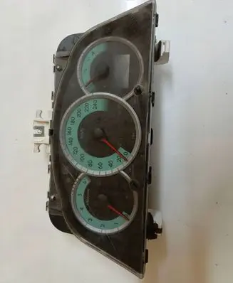 Toyota Corolla Verso AR10 Speedometer (instrument cluster) 838000F092a