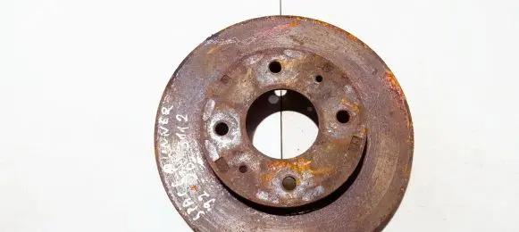 Mitsubishi Space Runner Front brake disc ventiliuojamas