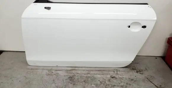 Door (2 Door Coupe)