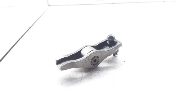Subaru Legacy Valve rocker arm 86L