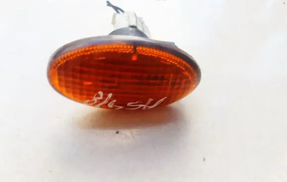 Subaru Forester SF Front fender indicator light