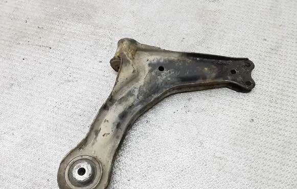 Mercedes-Benz Vito Viano W638 Front lower control arm/wishbone