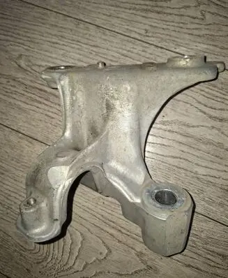 Renault Megane IV Sway bar bush bracket, front 548512672R
