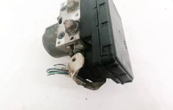 Toyota Avensis Verso ABS Pump 4451044050 44510-44050