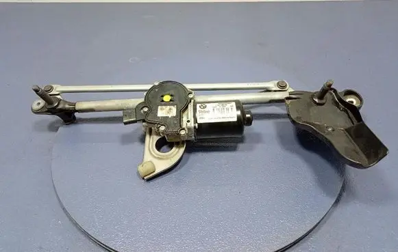 BMW 7 F01 F02 F03 F04 Front wiper linkage and motor 7267503