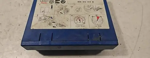 Volkswagen Golf V Tire air pump compressor 8D0012615B