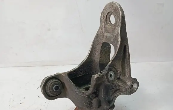 BMW X5 E70 Rear wheel hub 677098306