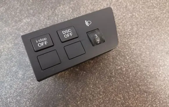 Mazda 3 II Headlight level height control switch BBT666170C 10003664