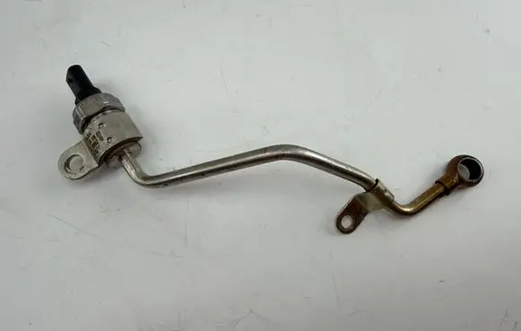 BMW 3 F30 F35 F31 Exhaust gas pressure sensor 8570936