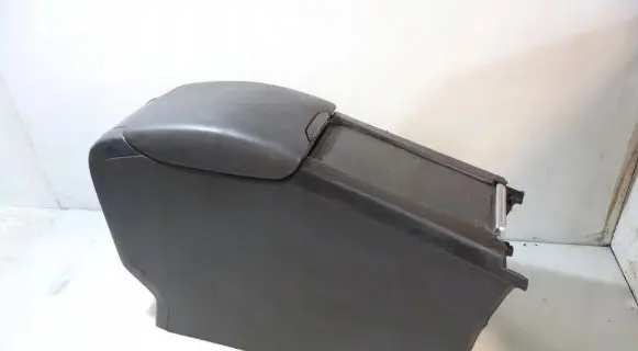 Volvo V60 Armrest