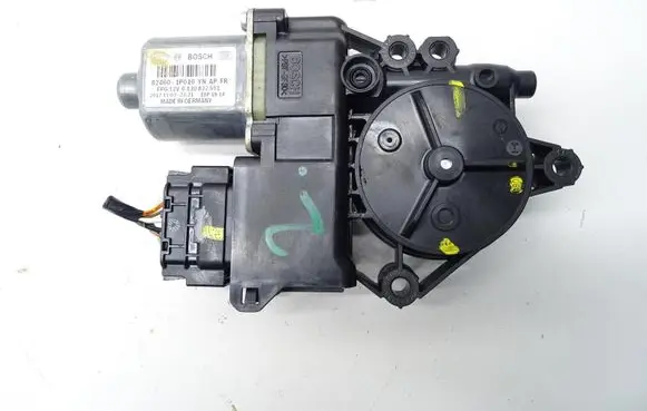 Hyundai ix20 Front door 824601P010