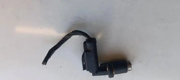 Camshaft position sensor