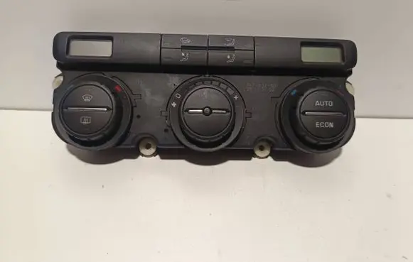 Skoda Octavia Mk2 (1Z) Climate control unit 74793250