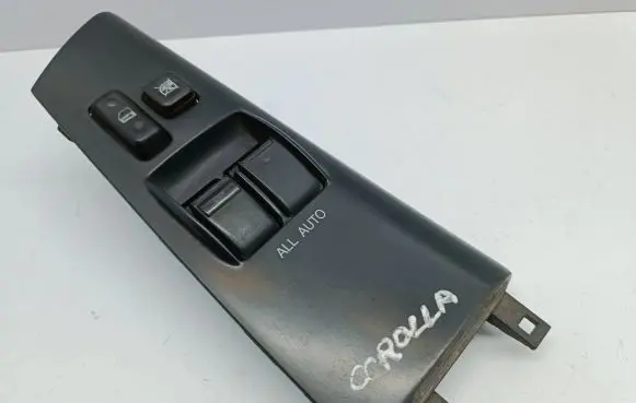 Toyota Corolla E120 E130 Electric window control switch 8480202271B0 848200F040