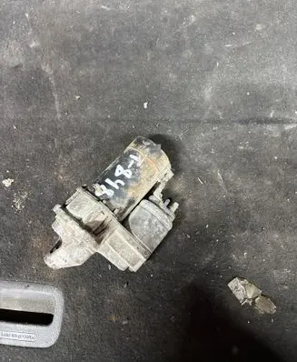 Volkswagen Multivan T4 Starter motor parts 