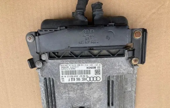 Audi A3 S3 8P Wing mirror control module 03C906016F