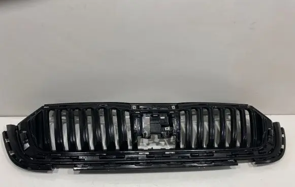 Skoda Octavia Mk4 Front grill 5E3853653 3200201124 013000100