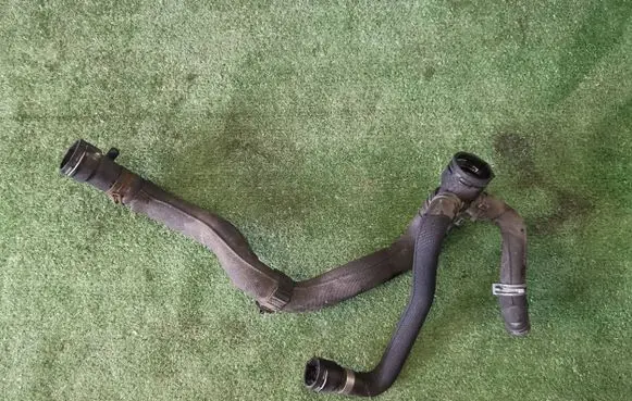 Audi A4 S4 B8 8K Engine coolant pipe/hose 8K0121049L