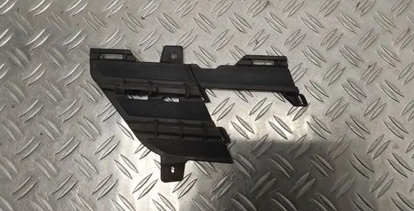 Toyota Verso Front bumper upper radiator grill 531550F019