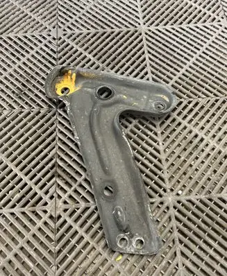 Dodge Durango III Muffler mount bracket/holder 