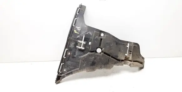 Volvo V70 Front bumper mounting bracket 08693182
