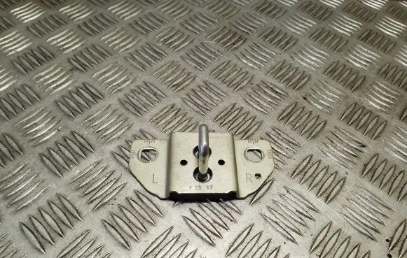Mercedes-Benz GLC X253 C253 Trunk lock loop A1667400032