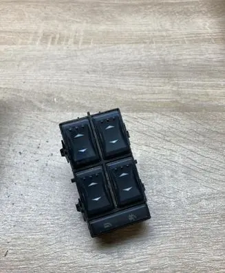 Ford Mondeo Mk III Electric window control switch 1S7T14A132BD