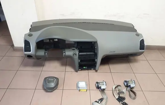 Audi Q7 4L Airbag set with panel 4L1858041 4L1857067 7P0110743