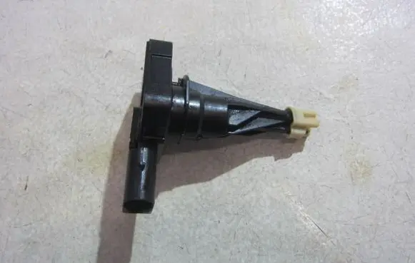 BMW 2 F22 F23 Oil level sensor 8608779