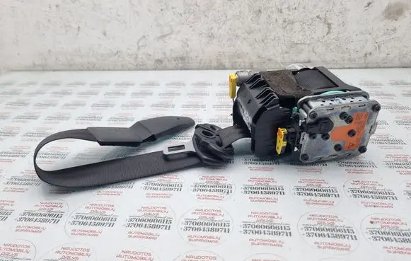 Front seatbelt