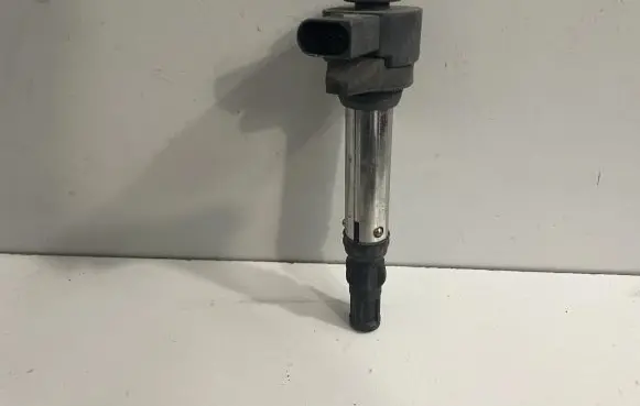 BMW M3 e92 High voltage ignition coil 7841754