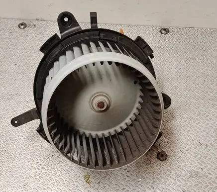 Peugeot 3008 II Antenna control unit 303080000