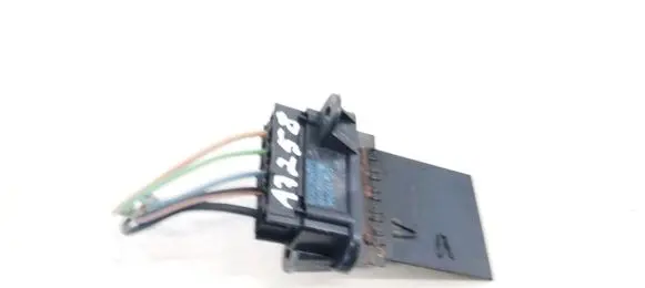 Chrysler Sebring (ST-22 - JR) Heater blower motor/fan resistor 04885919AB 0417MEXICO