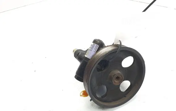 Opel Vivaro Power steering pump 8200024738