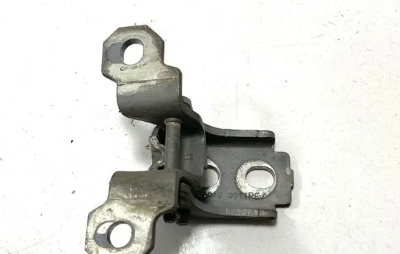 Renault Megane III Front door upper hinge 80400011RE