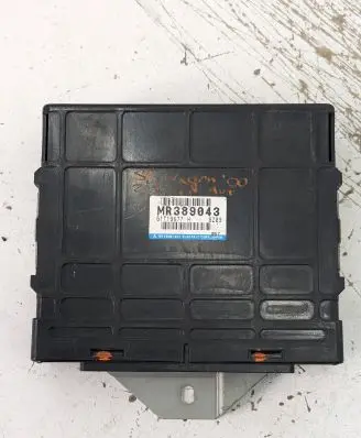 Mitsubishi Space Wagon Gearbox control unit/module MR389043 G1T19677 8Z03